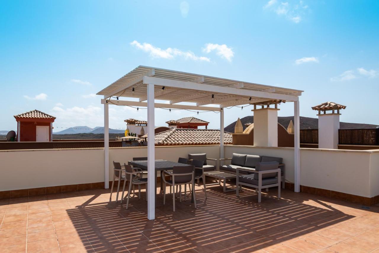 Alma Nortena - Spacious Apartment With Terrace Corralejo Exterior photo